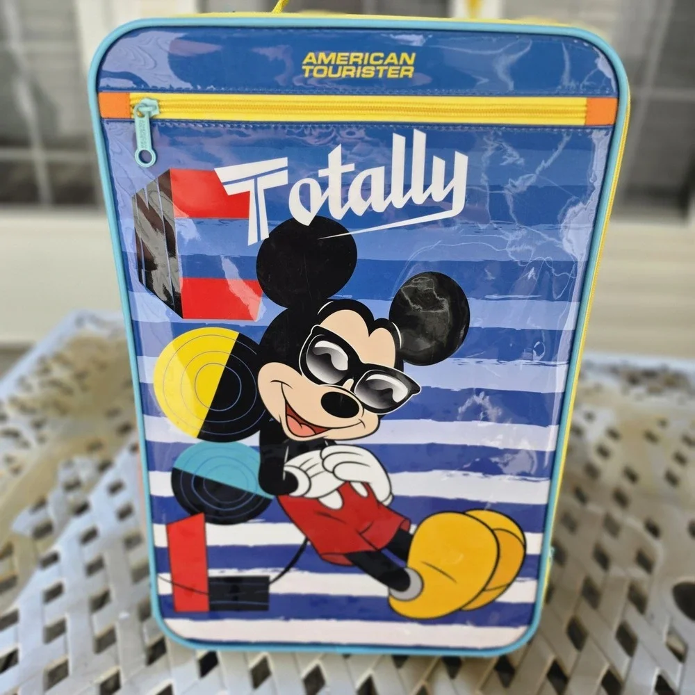 American‎ Tourister Totally Mickey Mouse Rolling Carryon Suitcase Vacation